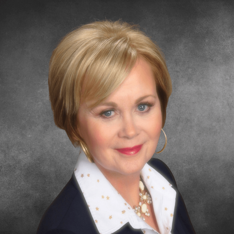 Angie Snellenberger_LC pic_gray background